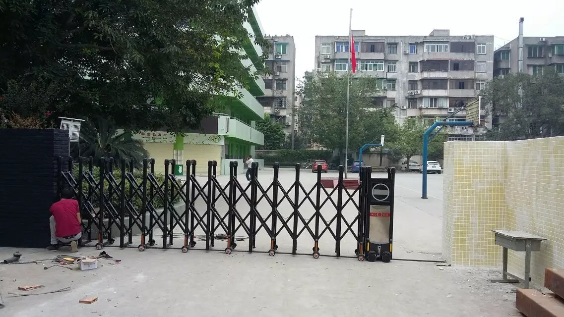 长葛市长葛市深圳市伸缩门
